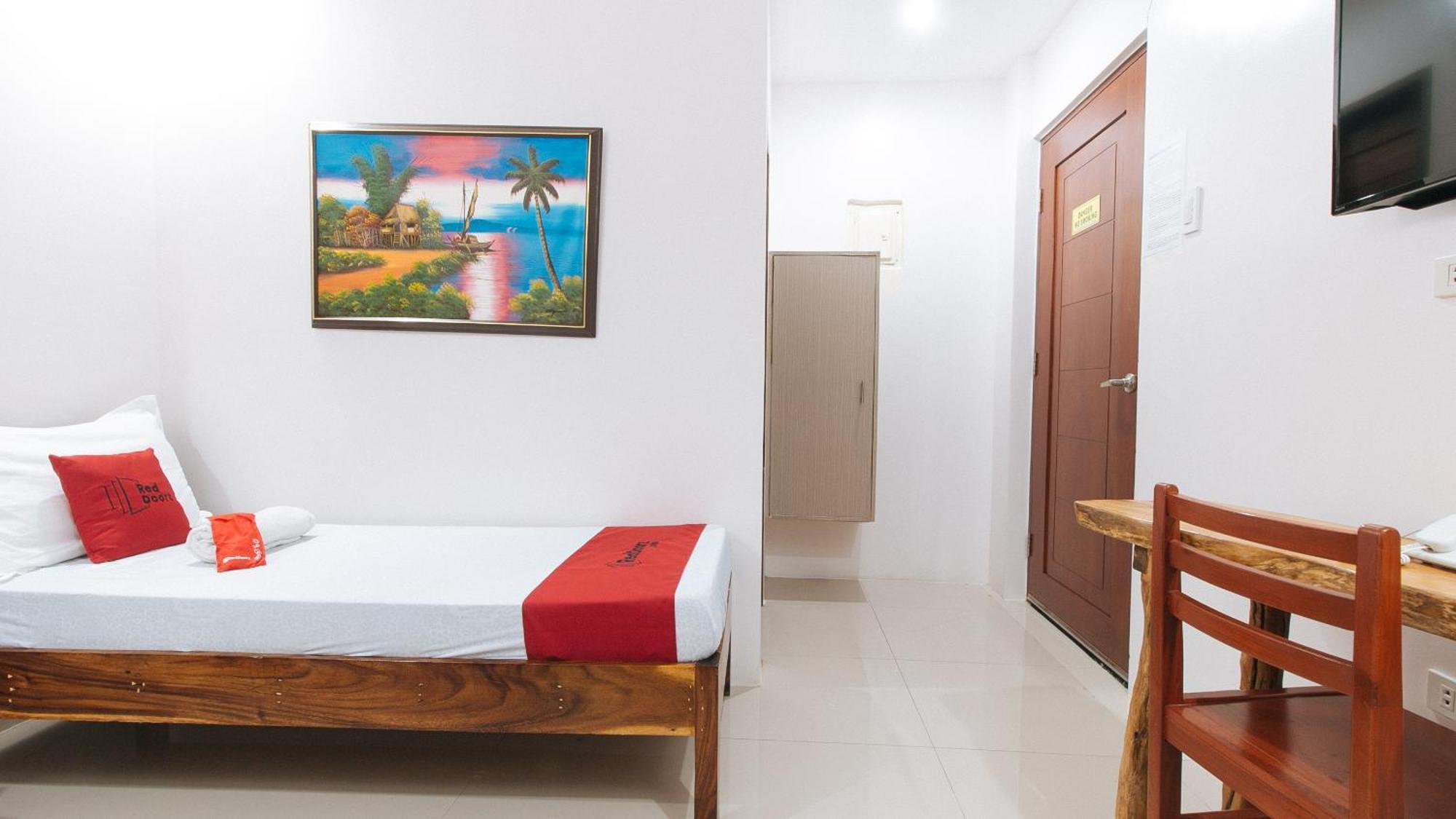 Reddoorz Plus @ Jollydays Hotel Nueva Ecija San Jose  Zewnętrze zdjęcie