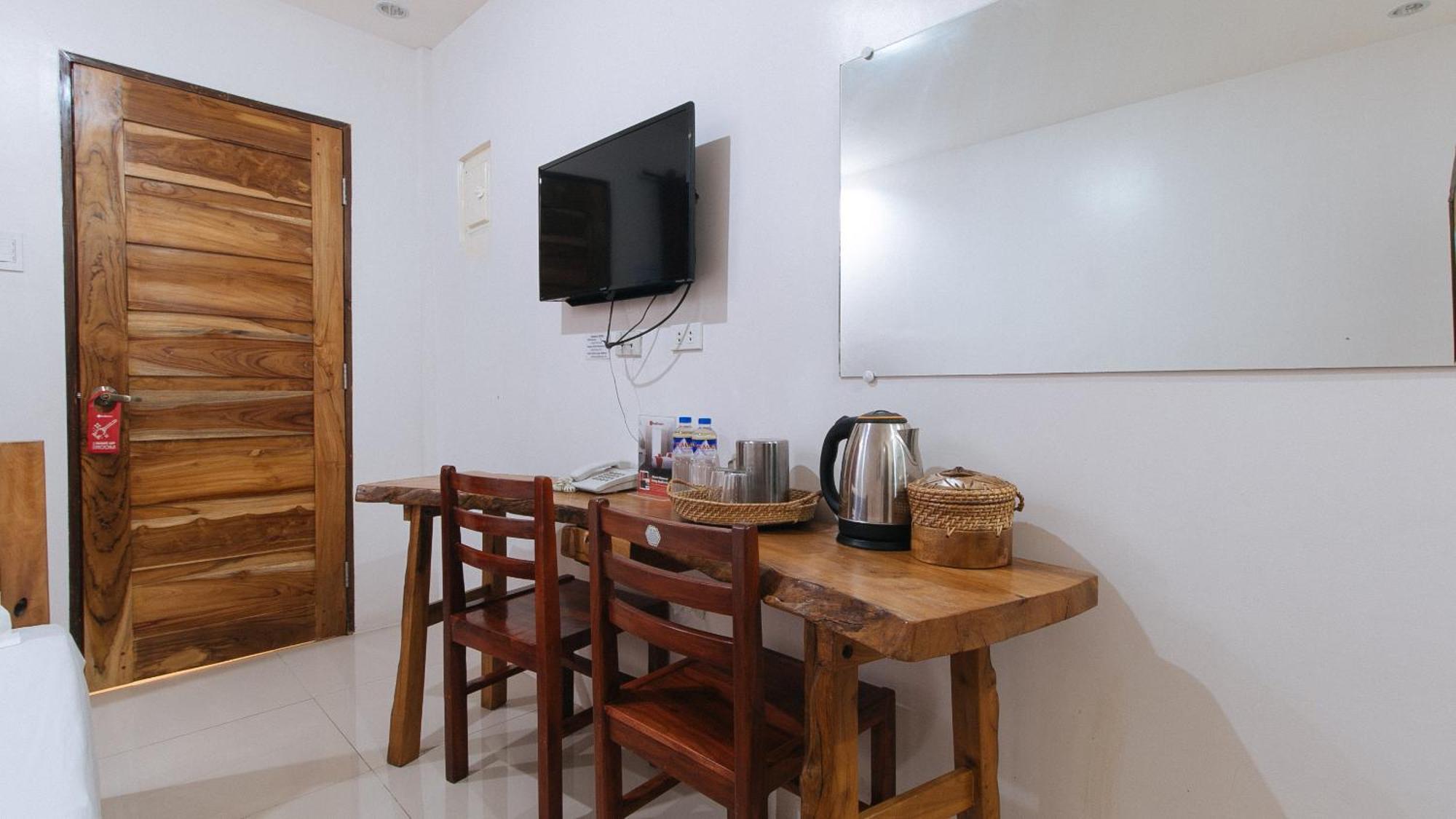 Reddoorz Plus @ Jollydays Hotel Nueva Ecija San Jose  Zewnętrze zdjęcie