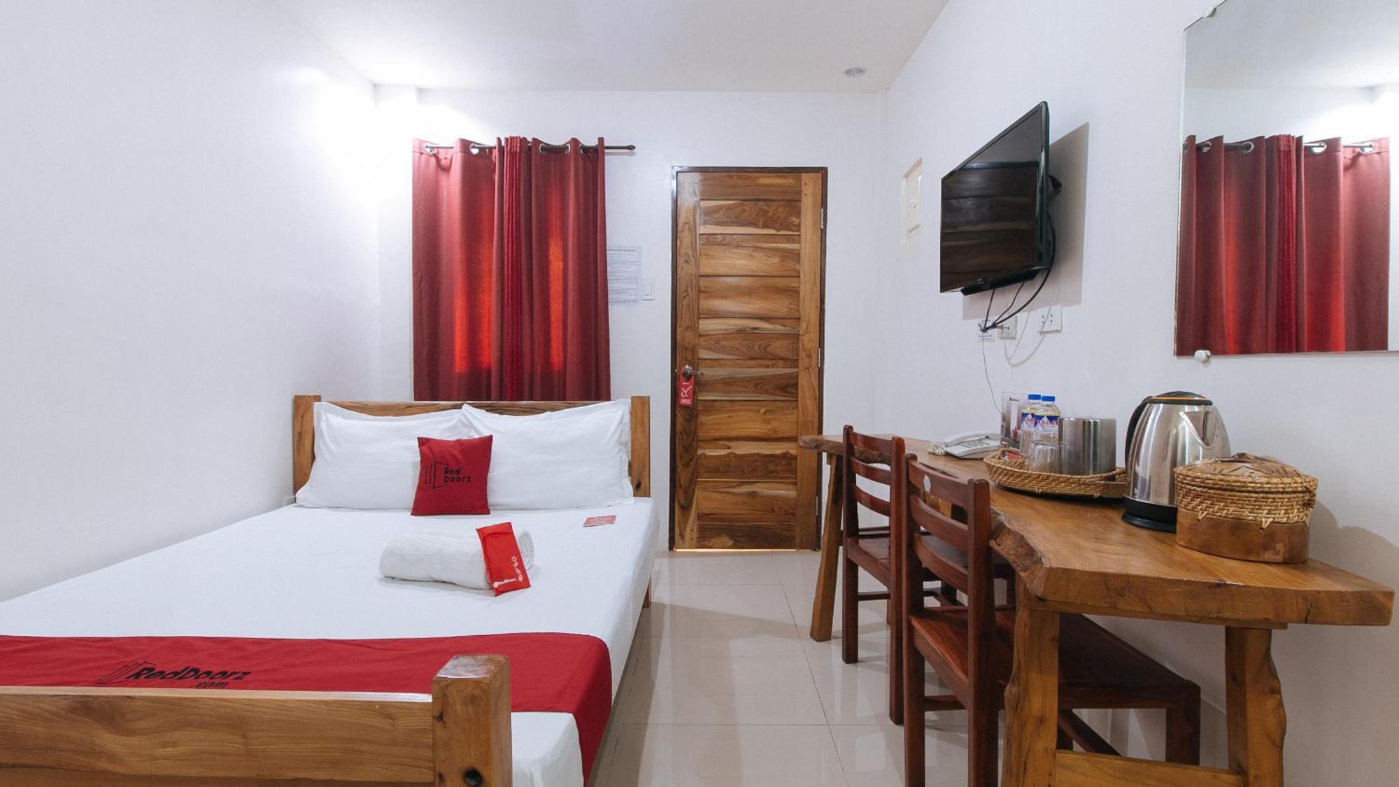 Reddoorz Plus @ Jollydays Hotel Nueva Ecija San Jose  Zewnętrze zdjęcie