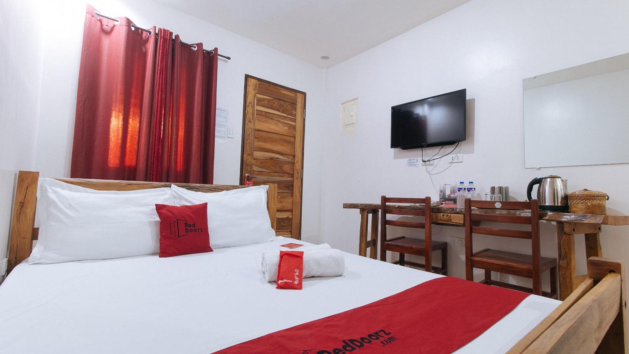 Reddoorz Plus @ Jollydays Hotel Nueva Ecija San Jose  Zewnętrze zdjęcie