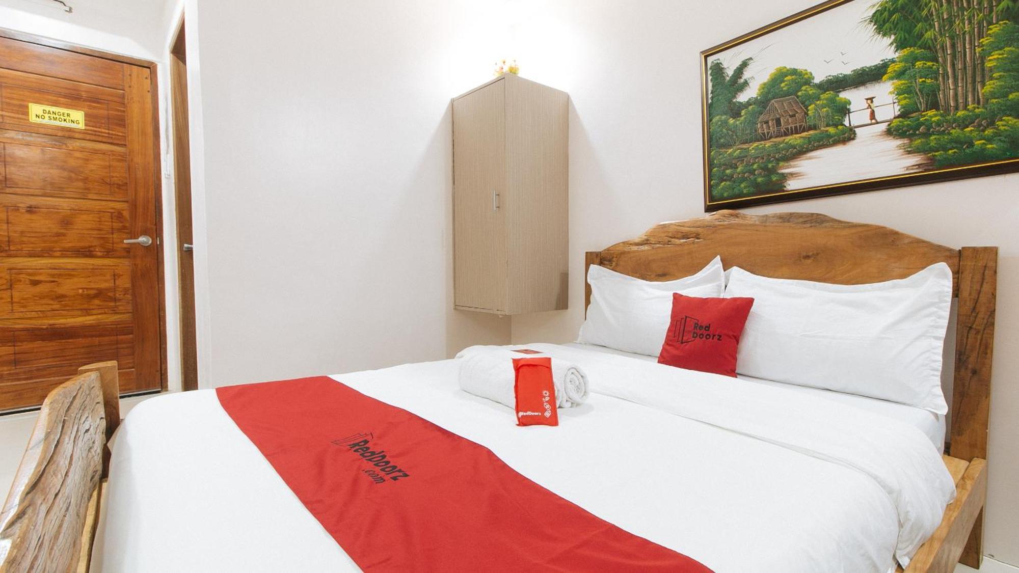 Reddoorz Plus @ Jollydays Hotel Nueva Ecija San Jose  Zewnętrze zdjęcie