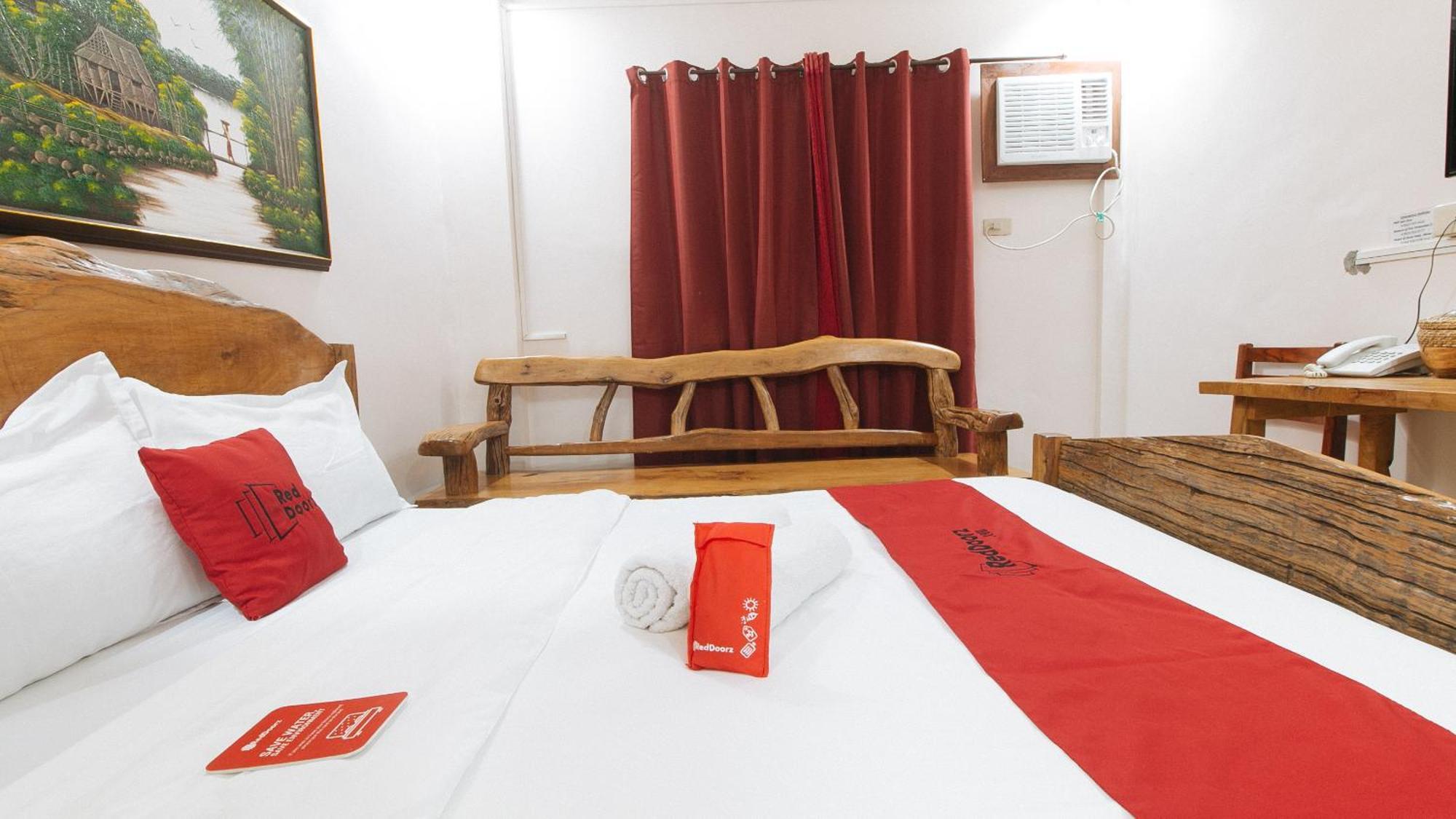 Reddoorz Plus @ Jollydays Hotel Nueva Ecija San Jose  Zewnętrze zdjęcie