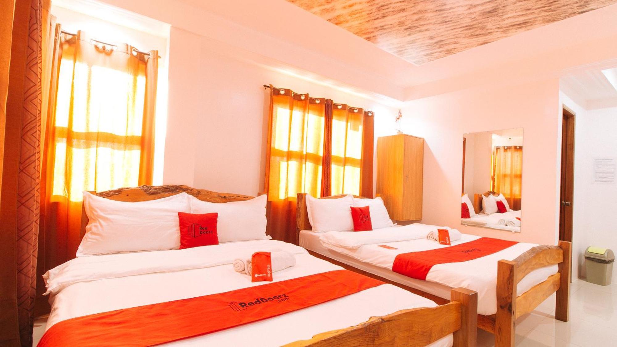 Reddoorz Plus @ Jollydays Hotel Nueva Ecija San Jose  Zewnętrze zdjęcie