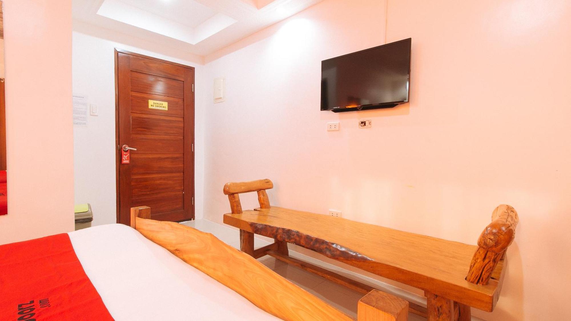 Reddoorz Plus @ Jollydays Hotel Nueva Ecija San Jose  Zewnętrze zdjęcie